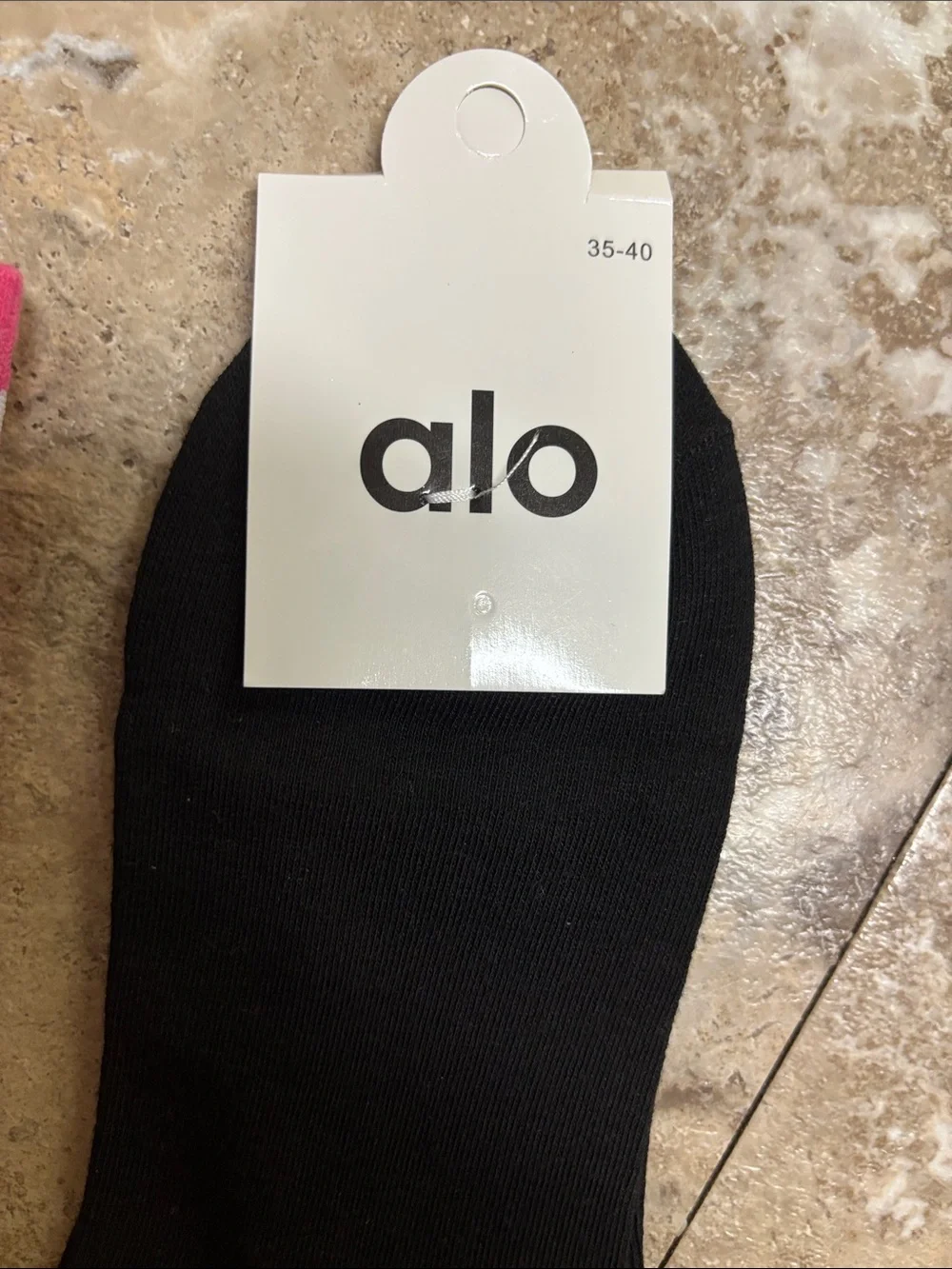 ALO Yoga - women’s Athletic Crew Socks - Black & Hot Pink Stripe